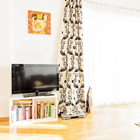 Center Niva Apartament *